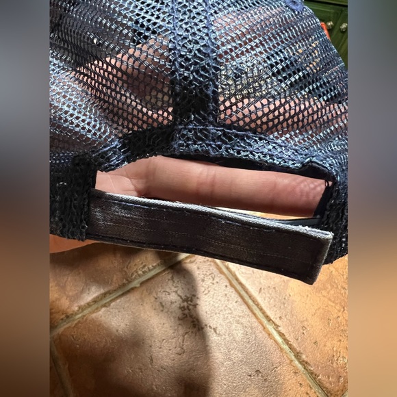 LeeLee Rox Swarovski Crystal Baseball Cap - Picture 8 of 8